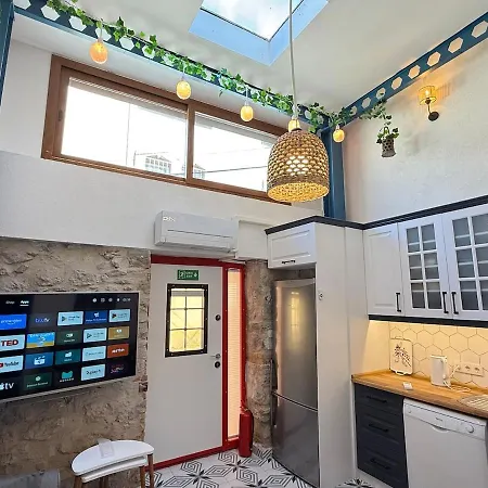 아파트 Loft Cosy Stone House