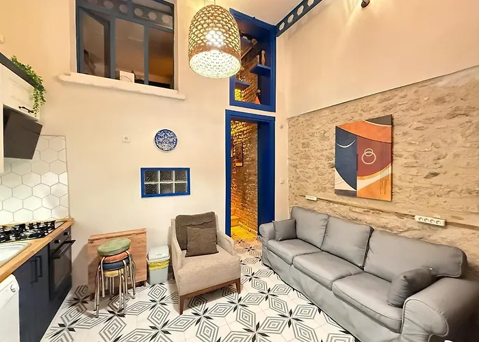 Loft Cosy Stone House Apartment